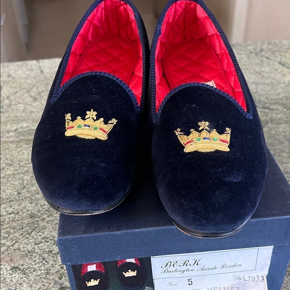 Vintage BERK Navy Velvet Loafers with Gold Embroidery 5 - Picture 3 of 7